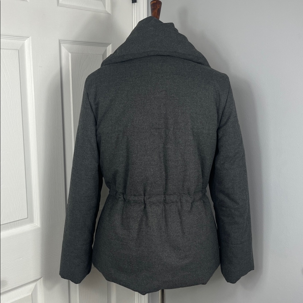LOFT Charcoal Gray Puffer Jacket - Picture 7 of 9